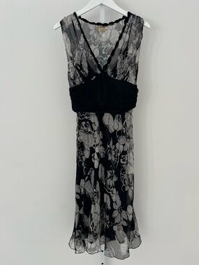 MAX STUDIO LIMITED EDITION BLACK DRESS S NWOTS!